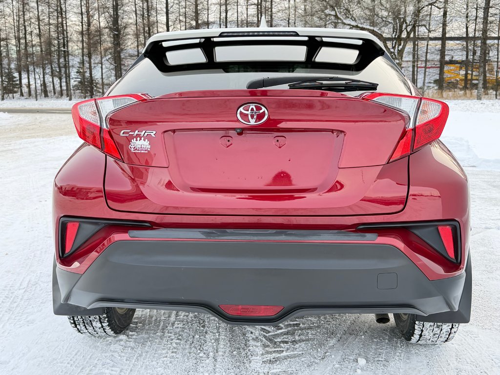 2018 Toyota C-HR XLE / TOIT BLANC HYPER RARE / TRÈS BAS KILOS / in Thetford Mines, Quebec - 22 - w1024h768px