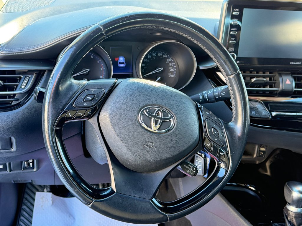 Toyota C-HR XLE / BAS KILOS / TRÈS ÉCONOMIQUE / 2019 à Thetford Mines, Québec - 25 - w1024h768px