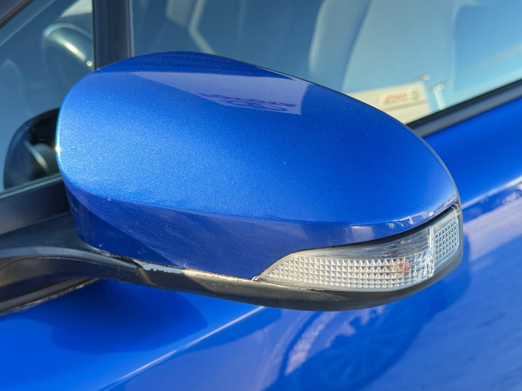 Toyota C-HR XLE / BAS KILOS / TRÈS ÉCONOMIQUE / 2019 à Thetford Mines, Québec - 14 - w1024h768px