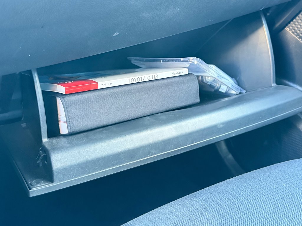 Toyota C-HR XLE / BAS KILOS / TRÈS ÉCONOMIQUE / 2019 à Thetford Mines, Québec - 41 - w1024h768px