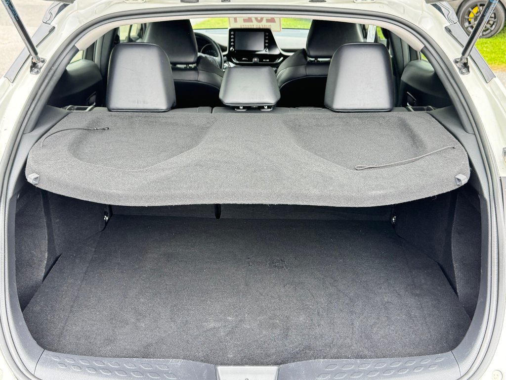 Toyota C-HR LIMITED / LA TOTALE !!! CUIR / A QUI LA CHANCE ? / 2021 à Thetford Mines, Québec - 57 - w1024h768px