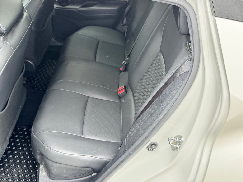 Toyota C-HR LIMITED / LA TOTALE !!! CUIR / A QUI LA CHANCE ? / 2021 à Thetford Mines, Québec - 54 - w1024h768px