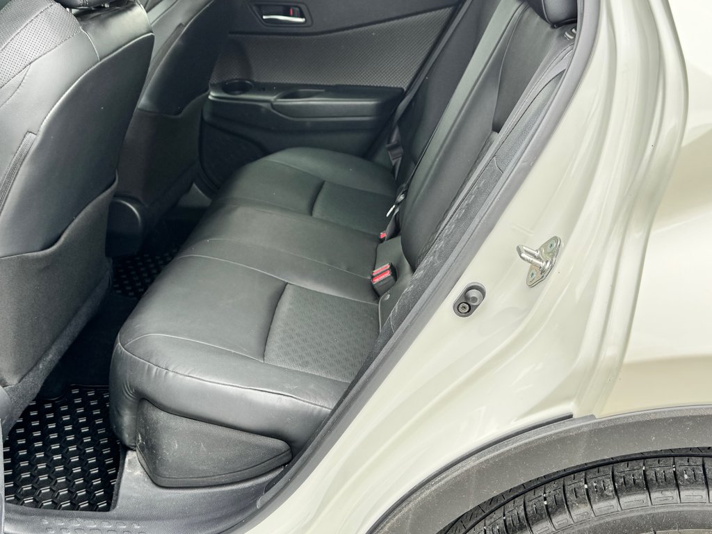 Toyota C-HR LIMITED / LA TOTALE !!! CUIR / A QUI LA CHANCE ? / 2021 à Thetford Mines, Québec - 55 - w1024h768px