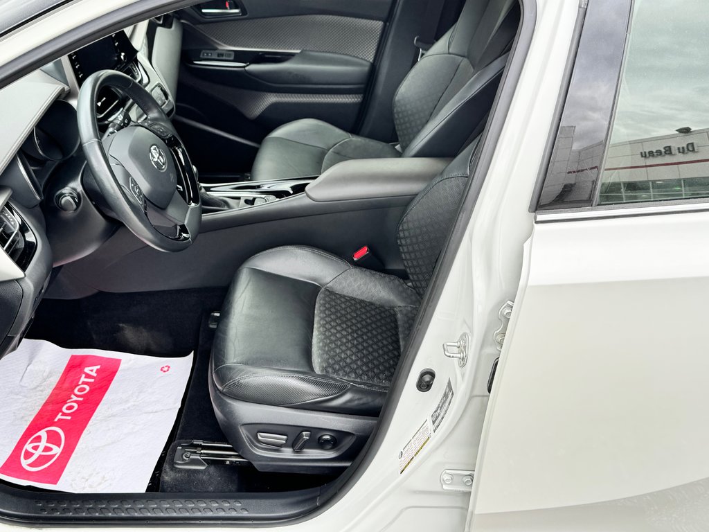 Toyota C-HR LIMITED / LA TOTALE !!! CUIR / A QUI LA CHANCE ? / 2021 à Thetford Mines, Québec - 25 - w1024h768px