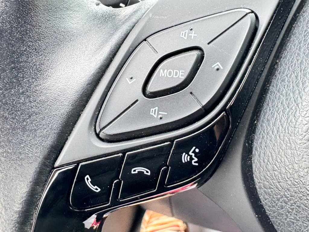 Toyota C-HR LIMITED / LA TOTALE !!! CUIR / A QUI LA CHANCE ? / 2021 à Thetford Mines, Québec - 33 - w1024h768px