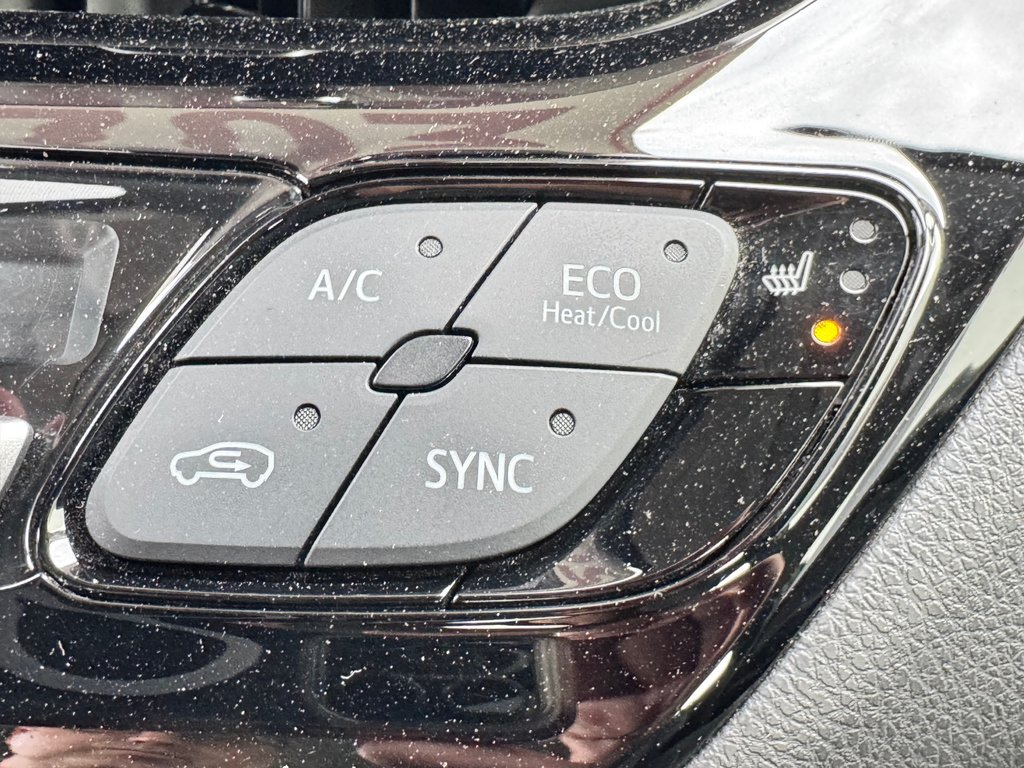 Toyota C-HR LIMITED / LA TOTALE !!! CUIR / A QUI LA CHANCE ? / 2021 à Thetford Mines, Québec - 43 - w1024h768px