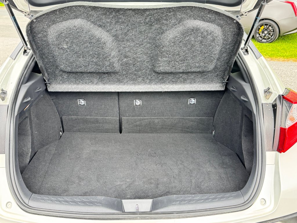 Toyota C-HR LIMITED / LA TOTALE !!! CUIR / A QUI LA CHANCE ? / 2021 à Thetford Mines, Québec - 56 - w1024h768px