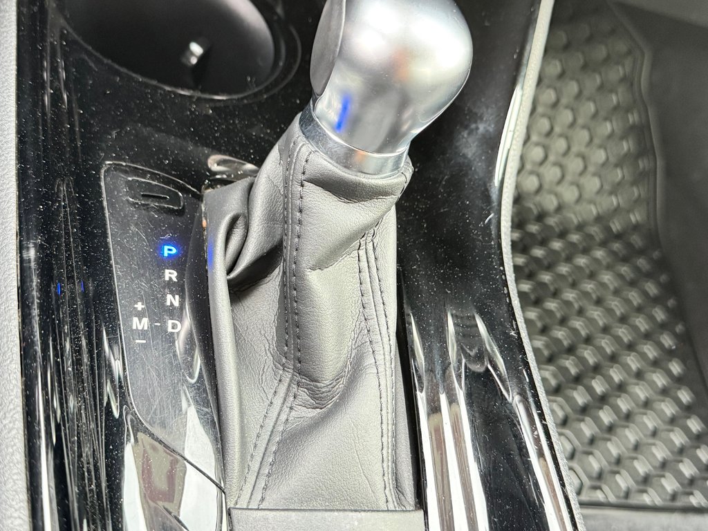 Toyota C-HR LIMITED / LA TOTALE !!! CUIR / A QUI LA CHANCE ? / 2021 à Thetford Mines, Québec - 45 - w1024h768px