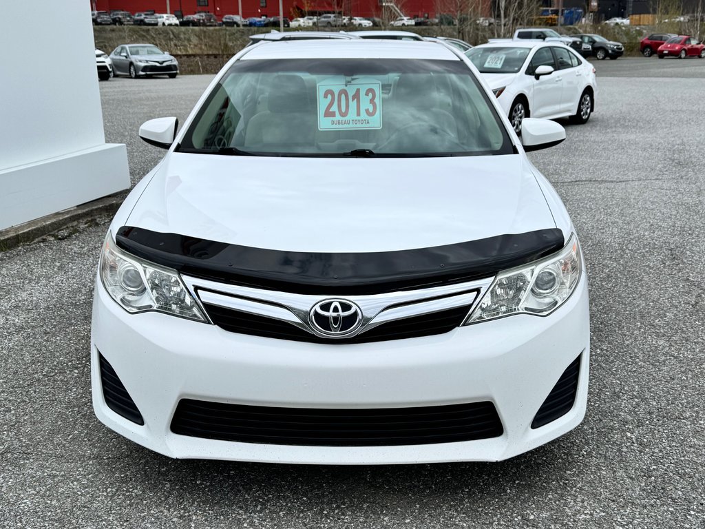 Toyota Camry LE / BEAU COMME UN COEUR / ULTRA FIABLE / 2013 à Thetford Mines, Québec - 2 - w1024h768px