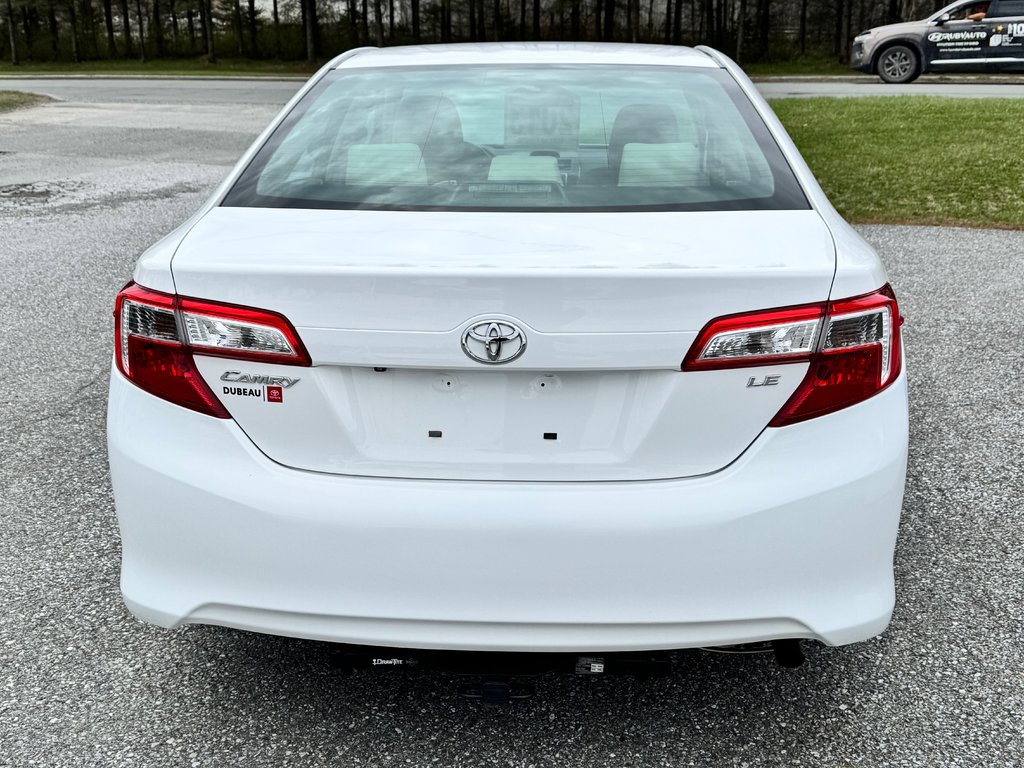 Toyota Camry LE / BEAU COMME UN COEUR / ULTRA FIABLE / 2013 à Thetford Mines, Québec - 5 - w1024h768px