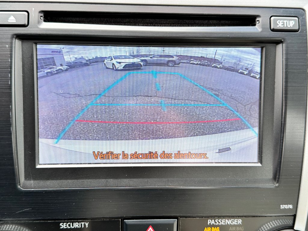 Toyota Camry LE / BEAU COMME UN COEUR / ULTRA FIABLE / 2013 à Thetford Mines, Québec - 41 - w1024h768px