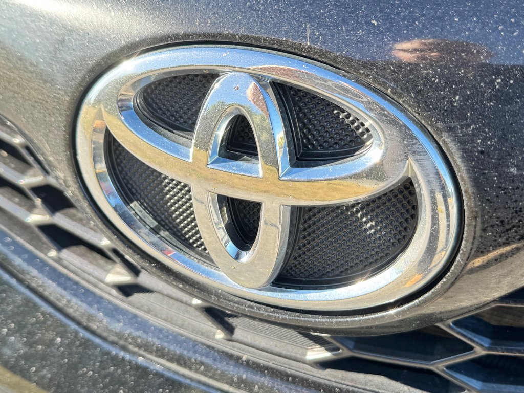 Toyota Camry  2014 à Thetford Mines, Québec - 11 - w1024h768px