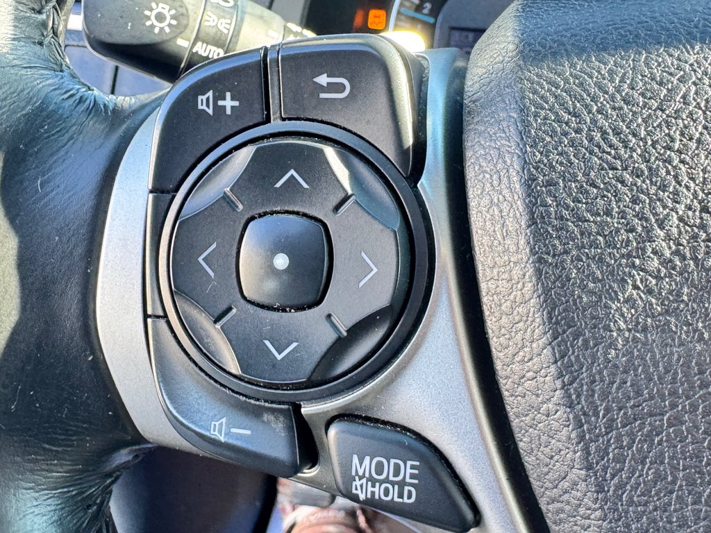 Toyota Camry  2014 à Thetford Mines, Québec - 34 - w1024h768px