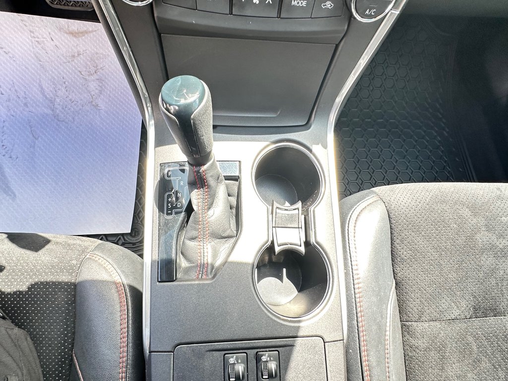 Toyota Camry XSE V6 / HYPER RARE !!! TRÈS BAS KILOS / GO!!! / 2015 à Thetford Mines, Québec - 41 - w1024h768px