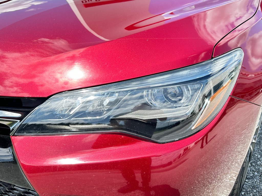 Toyota Camry XSE V6 / HYPER RARE !!! TRÈS BAS KILOS / GO!!! / 2015 à Thetford Mines, Québec - 11 - w1024h768px