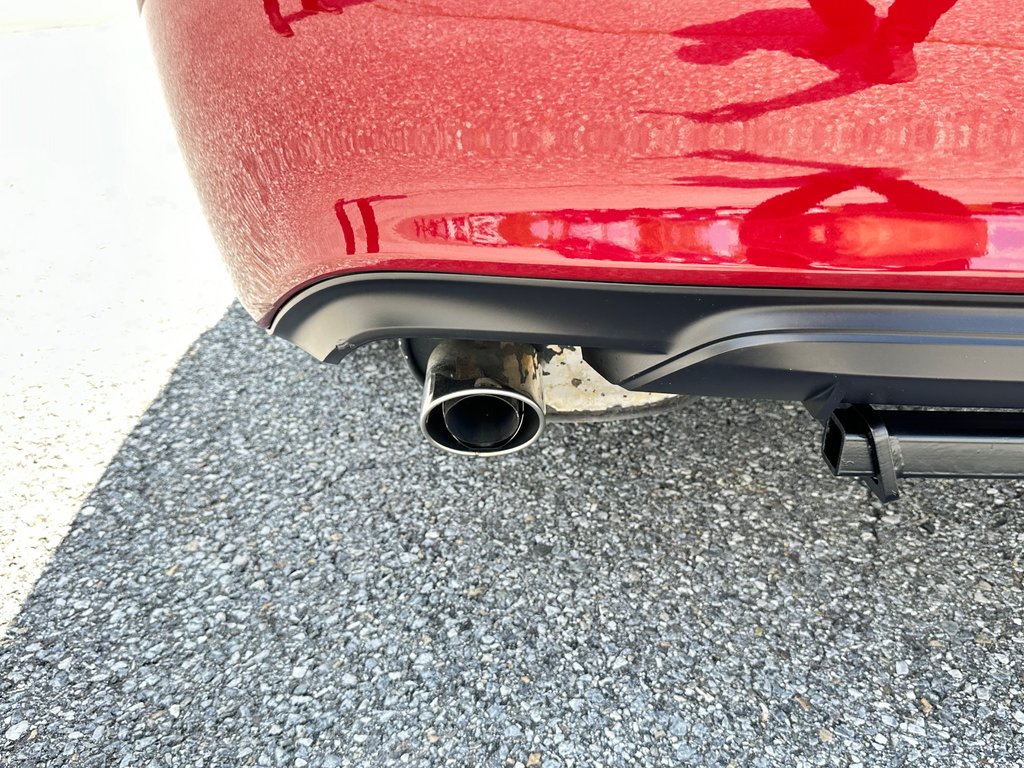 Toyota Camry XSE V6 / HYPER RARE !!! TRÈS BAS KILOS / GO!!! / 2015 à Thetford Mines, Québec - 25 - w1024h768px