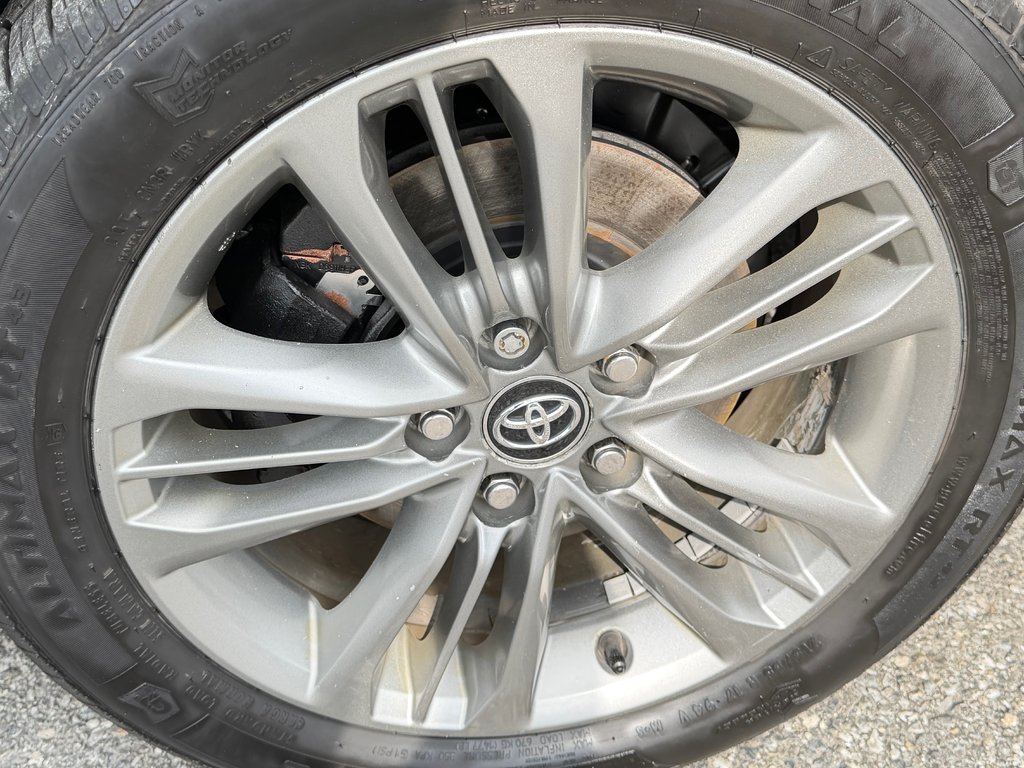 Toyota Camry SE / AUTOM / PRIX IMBATTABLE !!!!! / 2017 à Thetford Mines, Québec - 16 - w1024h768px