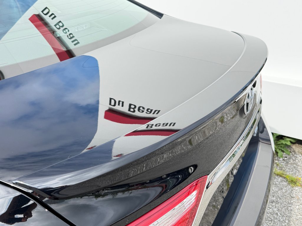 Toyota Camry SE / AUTOM / PRIX IMBATTABLE !!!!! / 2017 à Thetford Mines, Québec - 22 - w1024h768px