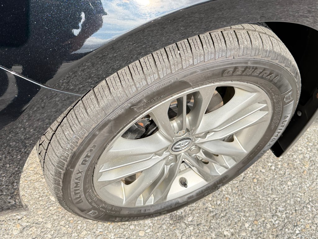 Toyota Camry SE / AUTOM / PRIX IMBATTABLE !!!!! / 2017 à Thetford Mines, Québec - 15 - w1024h768px