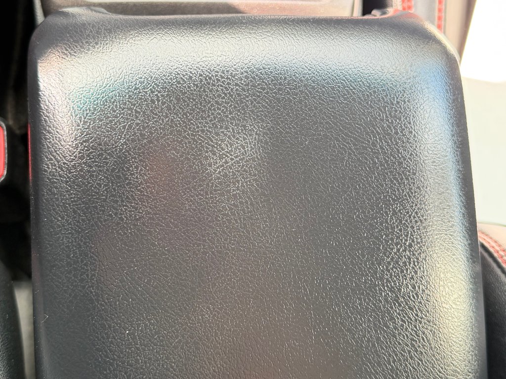 Toyota Camry SE / AUTOM / PRIX IMBATTABLE !!!!! / 2017 à Thetford Mines, Québec - 47 - w1024h768px