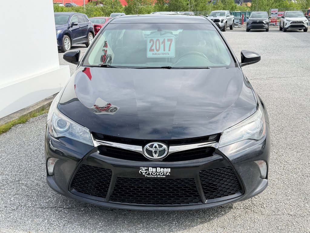 Toyota Camry SE / AUTOM / PRIX IMBATTABLE !!!!! / 2017 à Thetford Mines, Québec - 2 - w1024h768px