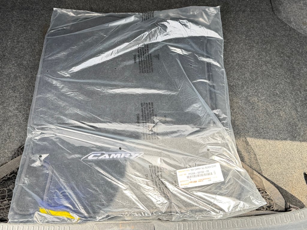 Toyota Camry SE / AUTOM / PRIX IMBATTABLE !!!!! / 2017 à Thetford Mines, Québec - 55 - w1024h768px