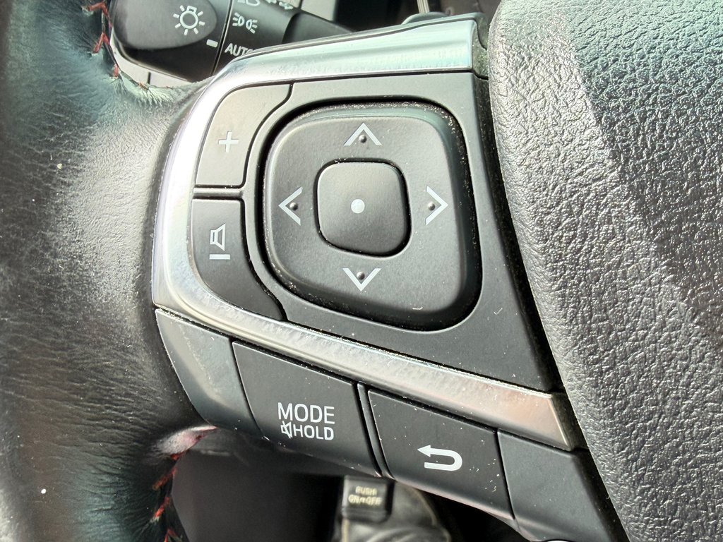 Toyota Camry SE / AUTOM / PRIX IMBATTABLE !!!!! / 2017 à Thetford Mines, Québec - 33 - w1024h768px