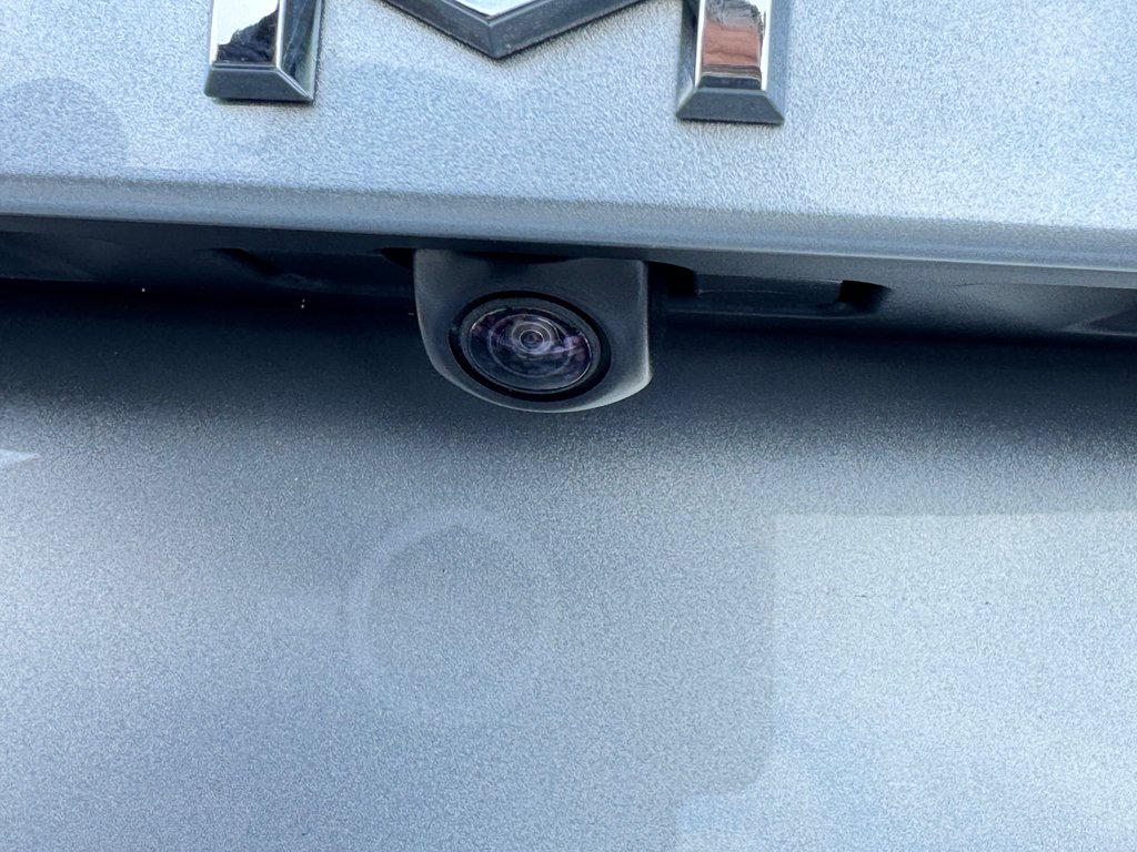 Toyota Camry LE / TRÈS BAS KILOS /  FIABILITÉ GARANTIE / 2018 à Thetford Mines, Québec - 20 - w1024h768px