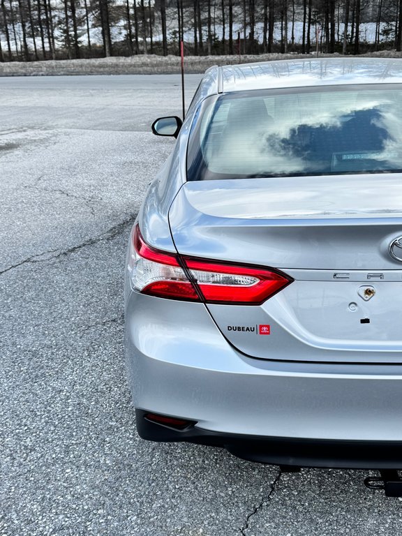 Toyota Camry LE / TRÈS BAS KILOS /  FIABILITÉ GARANTIE / 2018 à Thetford Mines, Québec - 18 - w1024h768px