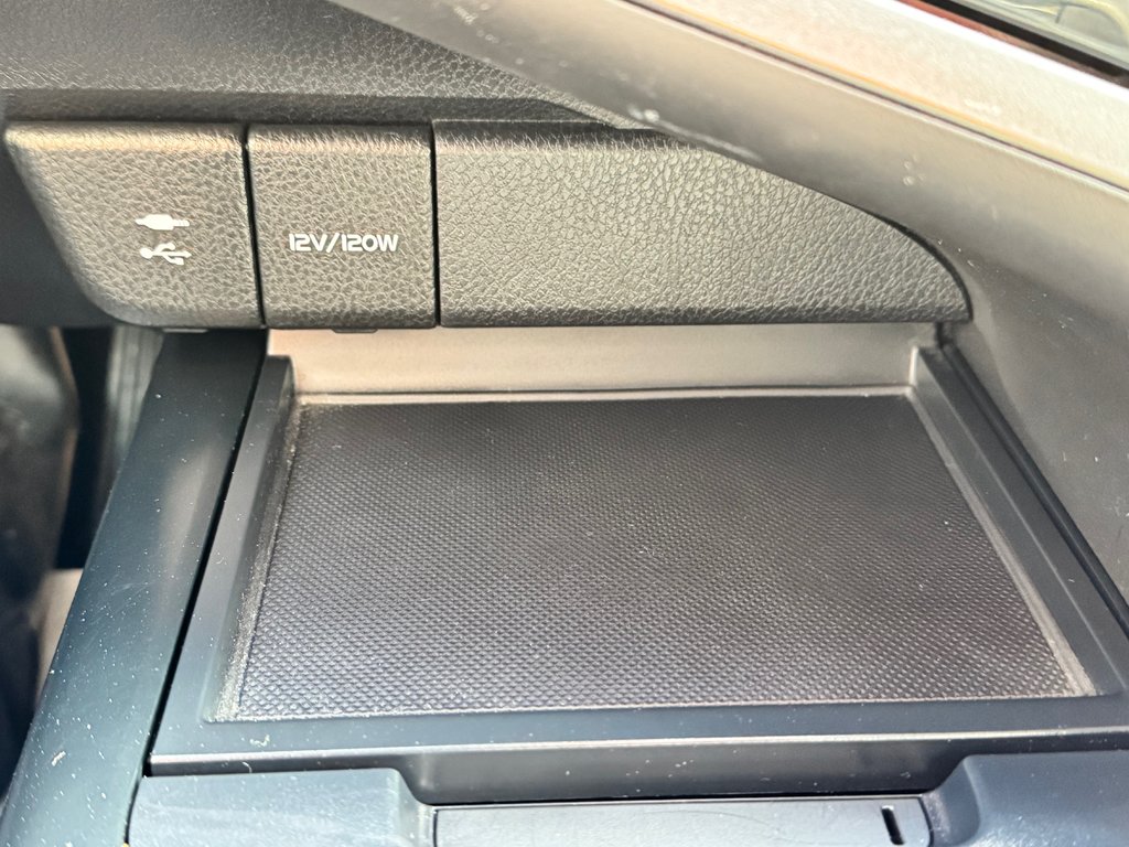 Toyota Camry LE / TRÈS BAS KILOS /  FIABILITÉ GARANTIE / 2018 à Thetford Mines, Québec - 41 - w1024h768px