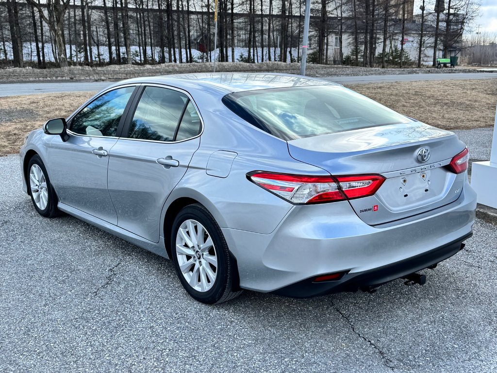 Toyota Camry LE / TRÈS BAS KILOS /  FIABILITÉ GARANTIE / 2018 à Thetford Mines, Québec - 6 - w1024h768px