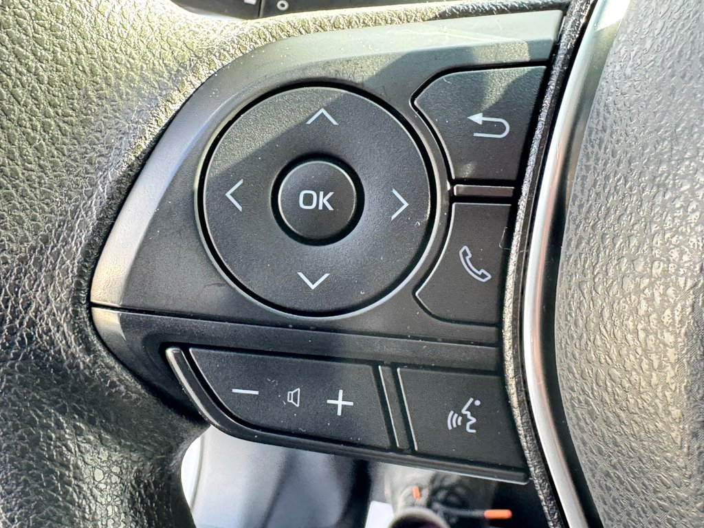 Toyota Camry LE / TRÈS BAS KILOS /  FIABILITÉ GARANTIE / 2018 à Thetford Mines, Québec - 33 - w1024h768px