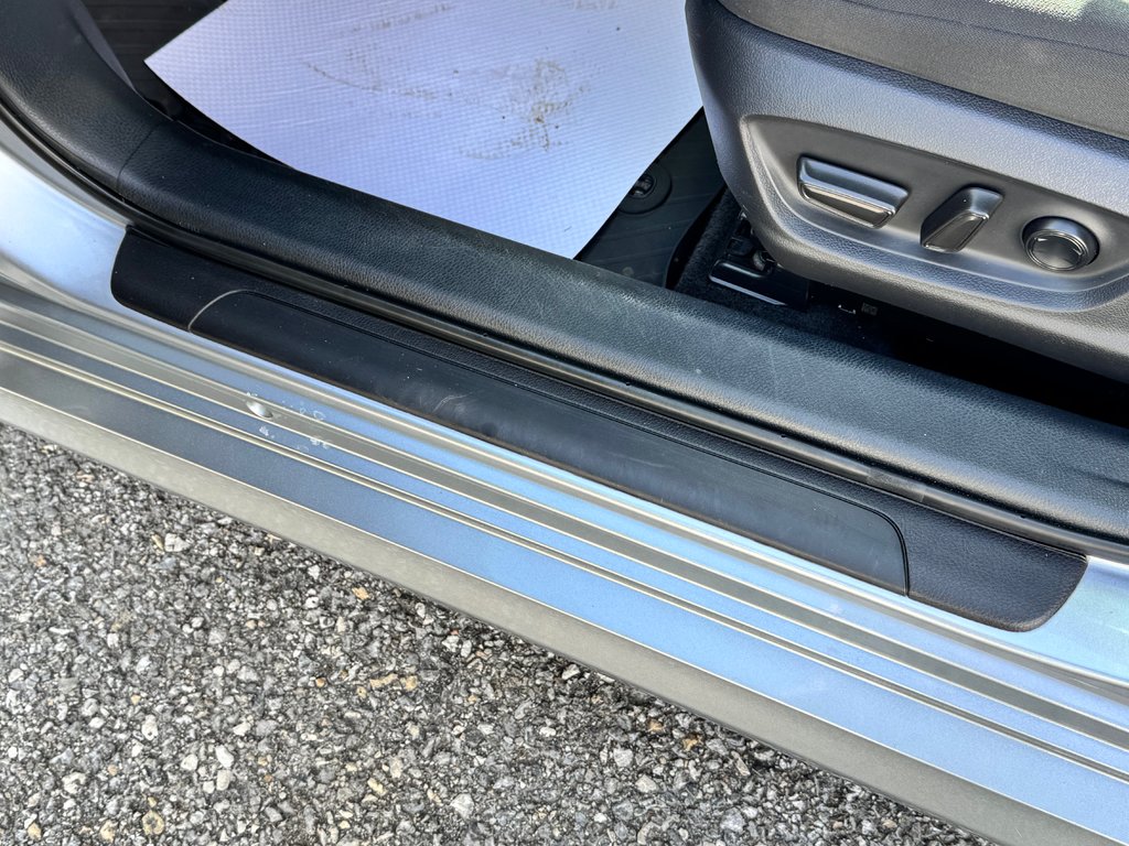 Toyota Camry LE / TRÈS BAS KILOS /  FIABILITÉ GARANTIE / 2018 à Thetford Mines, Québec - 28 - w1024h768px