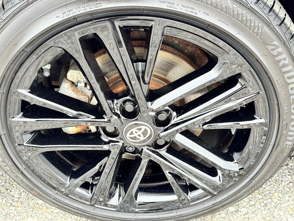 2019 Toyota Camry HYBRIDE SE / GROUPE AMÉLIORÉ / MAGS 18 / ANGLES MORT ET +++ / in Thetford Mines, Quebec - 15 - w1024h768px