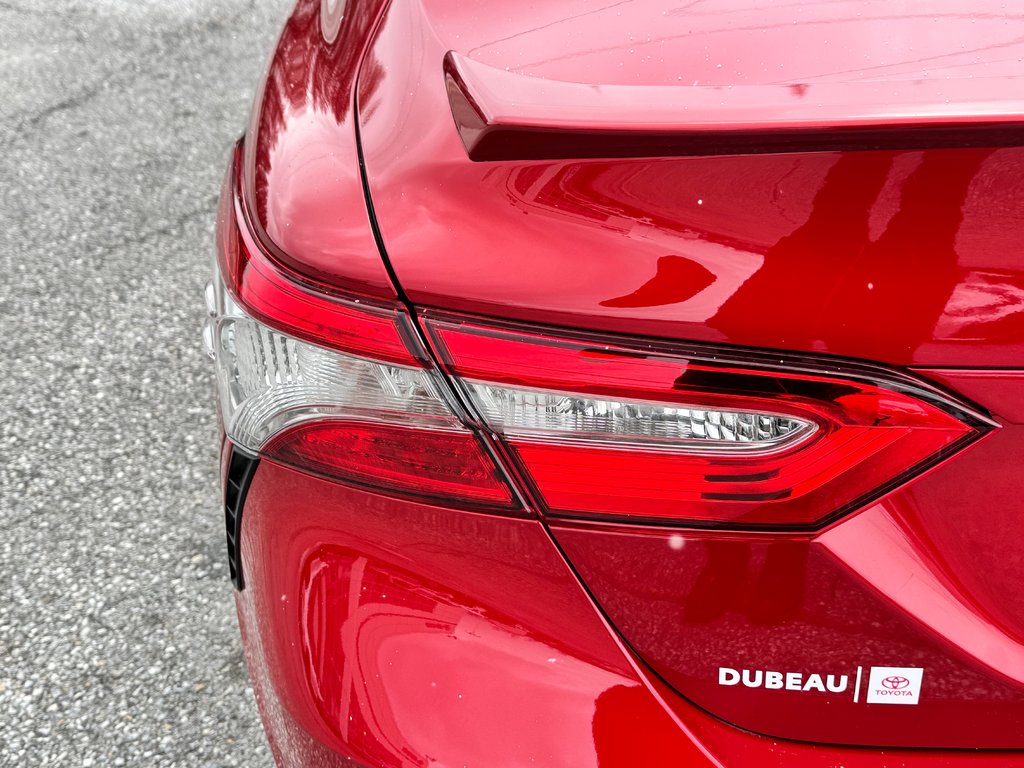 2019 Toyota Camry HYBRIDE SE / GROUPE AMÉLIORÉ / MAGS 18 / ANGLES MORT ET +++ / in Thetford Mines, Quebec - 23 - w1024h768px