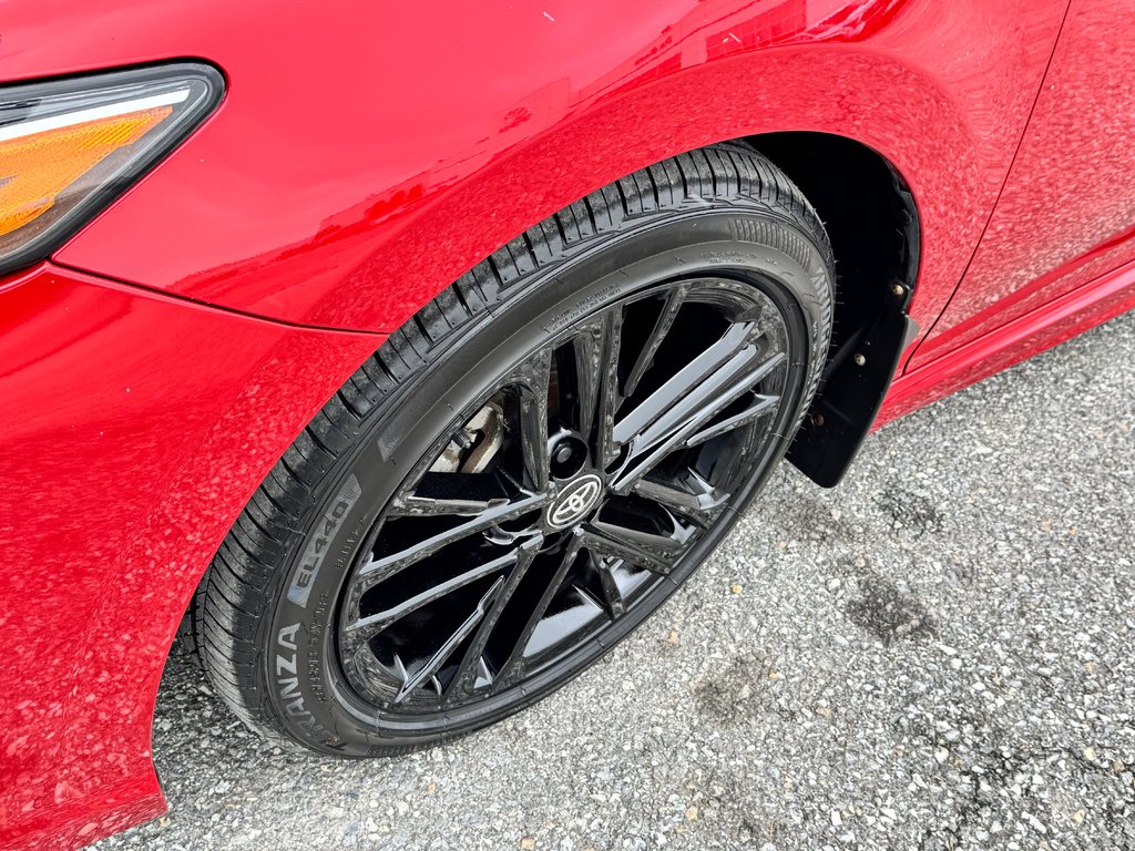 2019 Toyota Camry HYBRIDE SE / GROUPE AMÉLIORÉ / MAGS 18 / ANGLES MORT ET +++ / in Thetford Mines, Quebec - 14 - w1024h768px