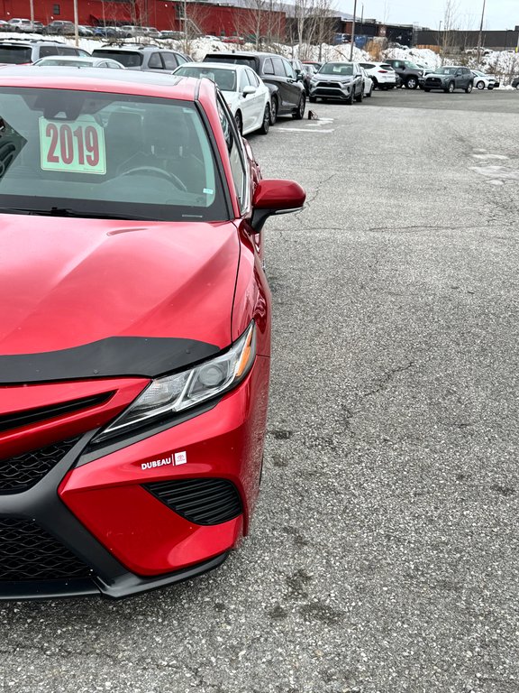 2019 Toyota Camry HYBRIDE SE / GROUPE AMÉLIORÉ / MAGS 18 / ANGLES MORT ET +++ / in Thetford Mines, Quebec - 9 - w1024h768px