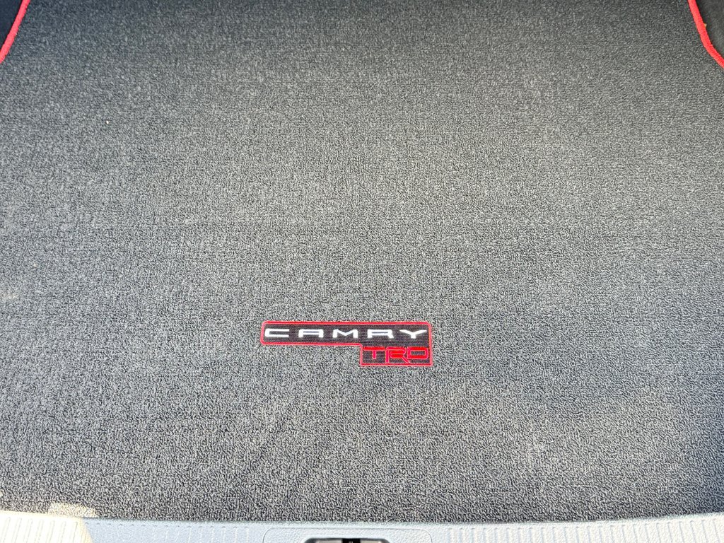 Toyota Camry XSE / TRD / ENTREE AIR / 1 SEUL PROPRIETAIRE / JAMAIS SORTI L’HIVER / COMME NEUF 2020 à Thetford Mines, Québec - 64 - w1024h768px