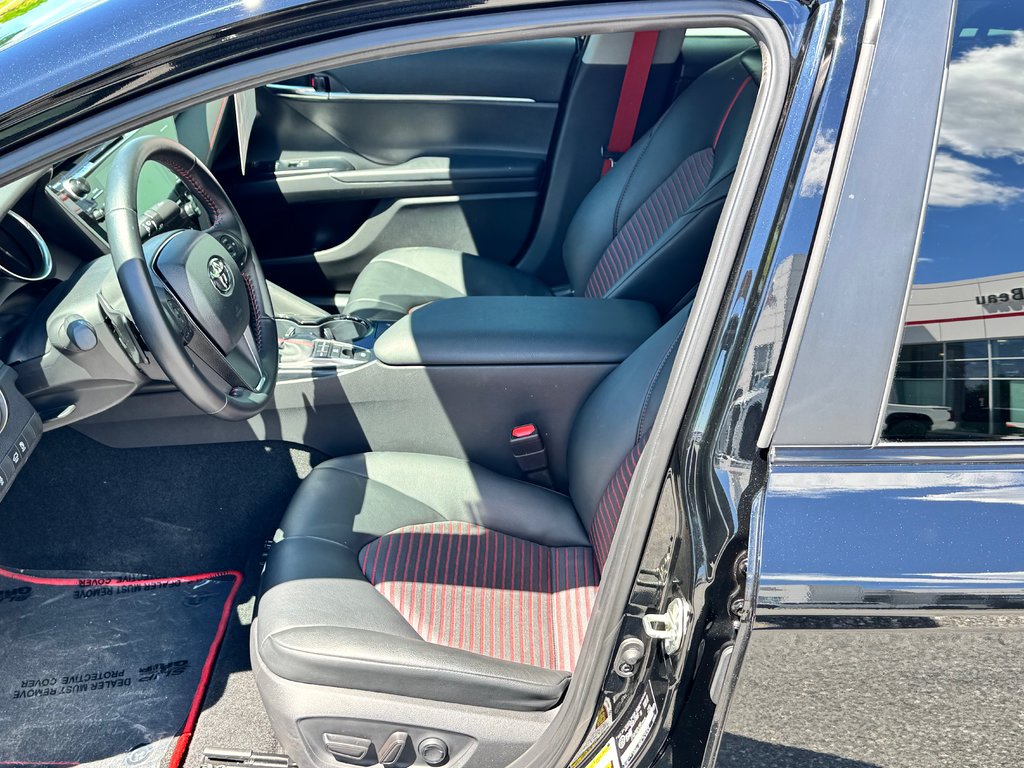 Toyota Camry XSE / TRD / ENTREE AIR / 1 SEUL PROPRIETAIRE / JAMAIS SORTI L’HIVER / COMME NEUF 2020 à Thetford Mines, Québec - 28 - w1024h768px