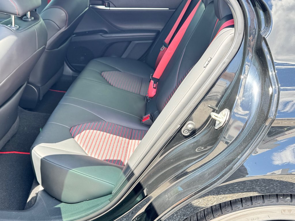 Toyota Camry XSE / TRD / ENTREE AIR / 1 SEUL PROPRIETAIRE / JAMAIS SORTI L’HIVER / COMME NEUF 2020 à Thetford Mines, Québec - 62 - w1024h768px
