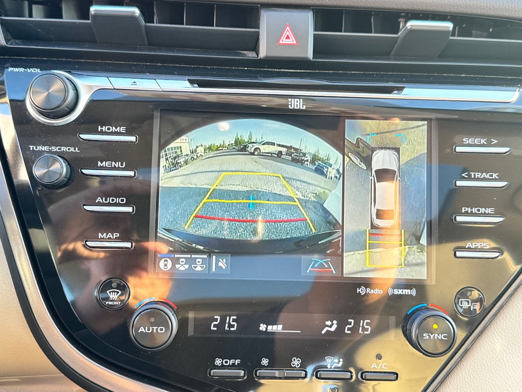 2020 Toyota Camry XLE V6 / HYPER RARE UN V6 / A QUI LA CHANCE ? / in Thetford Mines, Quebec - 45 - w1024h768px
