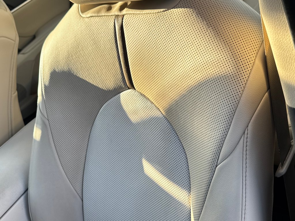 2020 Toyota Camry XLE V6 / HYPER RARE UN V6 / A QUI LA CHANCE ? / in Thetford Mines, Quebec - 34 - w1024h768px