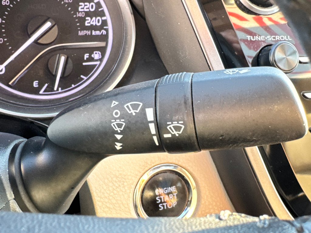 2020 Toyota Camry XLE V6 / HYPER RARE UN V6 / A QUI LA CHANCE ? / in Thetford Mines, Quebec - 41 - w1024h768px