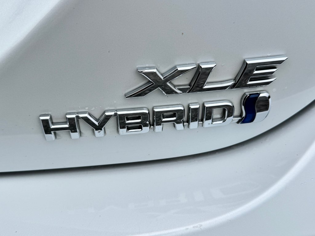 2021 Toyota Camry HYBRIDE XLE / LA VERSION LA PLUS CHÈRE EN 2021 / in Thetford Mines, Quebec - 26 - w1024h768px