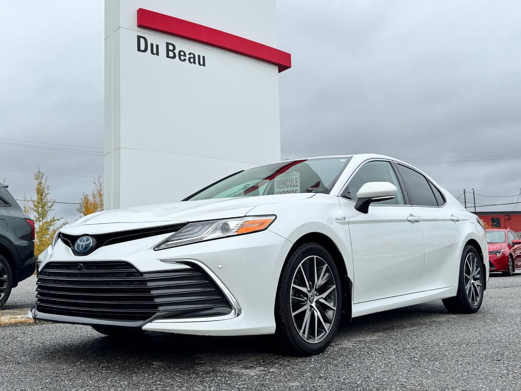 2021 Toyota Camry HYBRIDE XLE / LA VERSION LA PLUS CHÈRE EN 2021 / in Thetford Mines, Quebec - 1 - w1024h768px