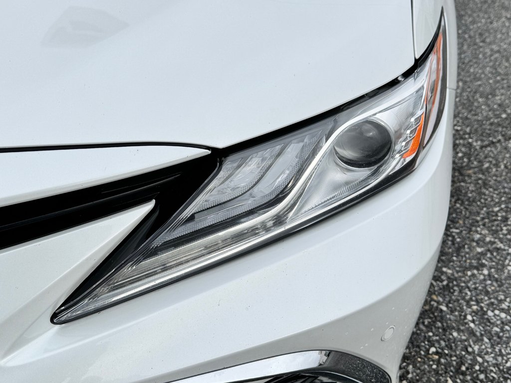 2021 Toyota Camry HYBRIDE XLE / LA VERSION LA PLUS CHÈRE EN 2021 / in Thetford Mines, Quebec - 10 - w1024h768px