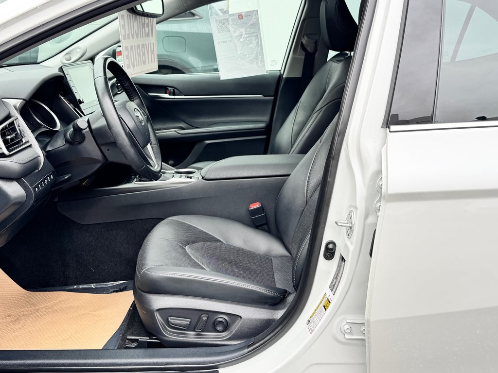 2021 Toyota Camry HYBRIDE XLE / LA VERSION LA PLUS CHÈRE EN 2021 / in Thetford Mines, Quebec - 32 - w1024h768px