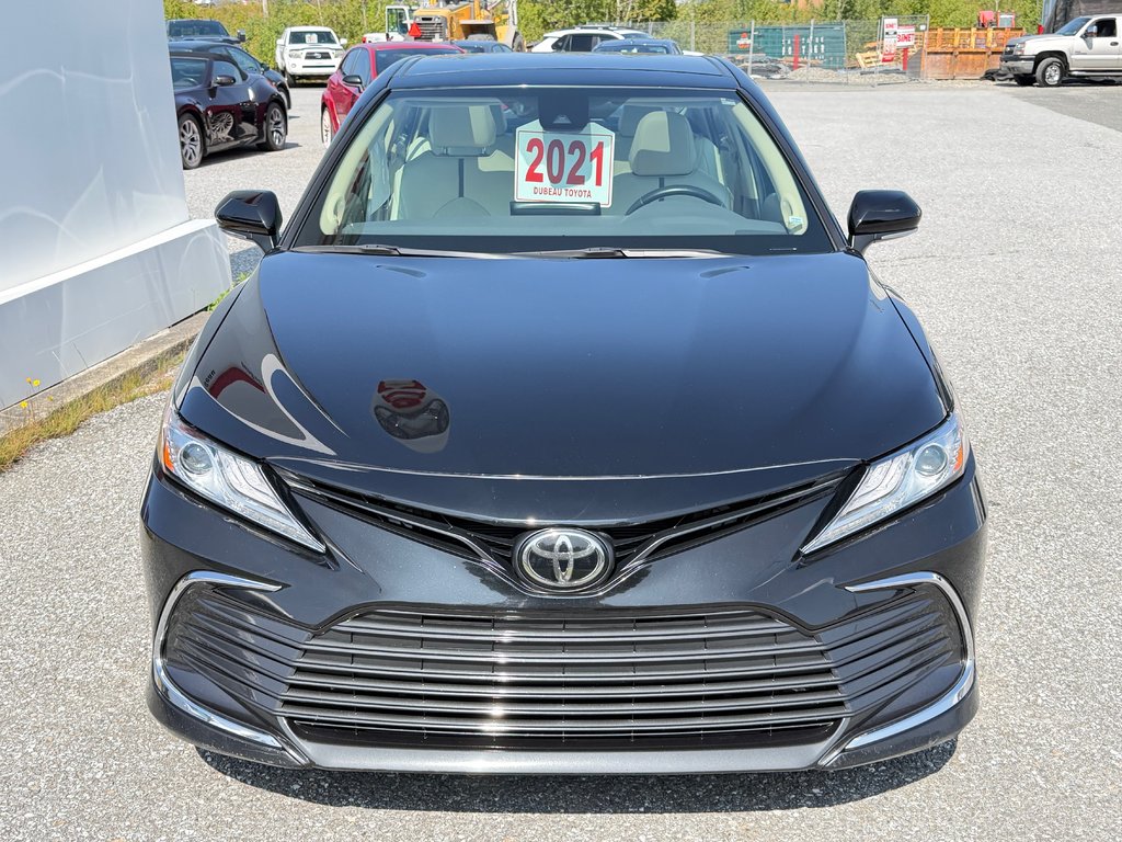 Toyota Camry XLE AWD /BAS KILO/ 1 SEUL PROPRIO 2021 à Thetford Mines, Québec - 2 - w1024h768px