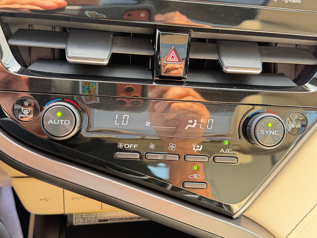 Toyota Camry XLE AWD /BAS KILO/ 1 SEUL PROPRIO 2021 à Thetford Mines, Québec - 44 - w1024h768px