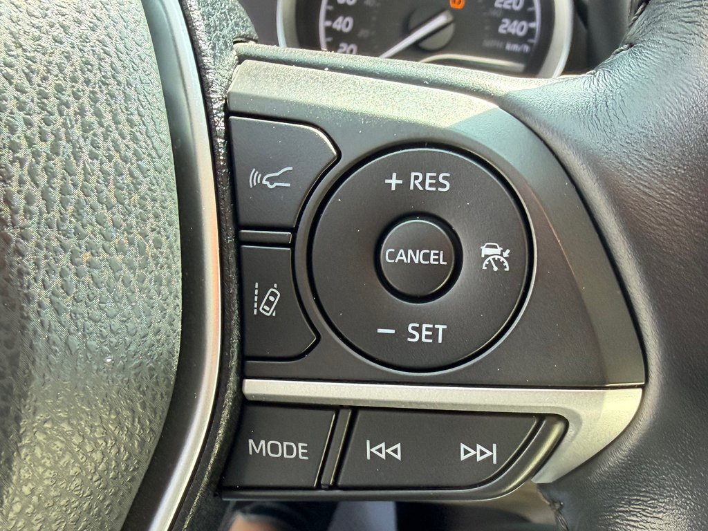 Toyota Camry XLE AWD /BAS KILO/ 1 SEUL PROPRIO 2021 à Thetford Mines, Québec - 36 - w1024h768px